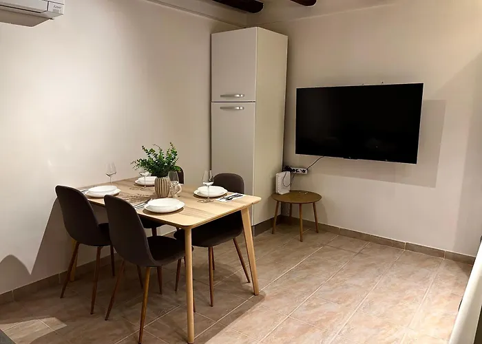 Olivetree * Kaštel Novi