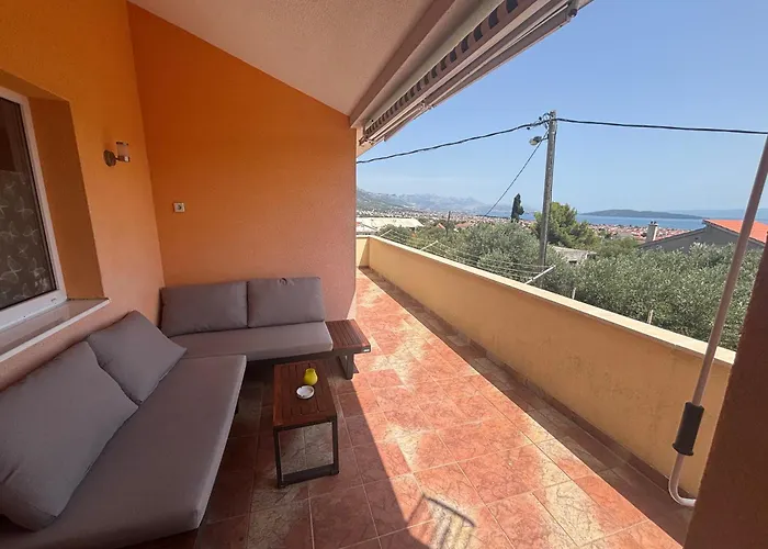 Olivetree Apartamento Kaštel Novi