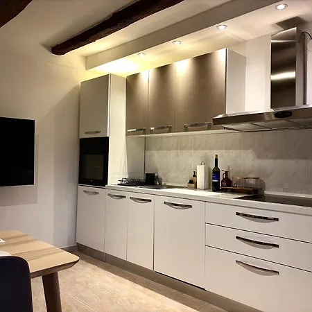 Olivetree 公寓 Kaštel Novi