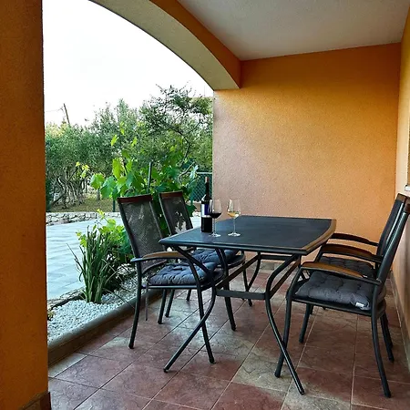 Olivetree Appartement *