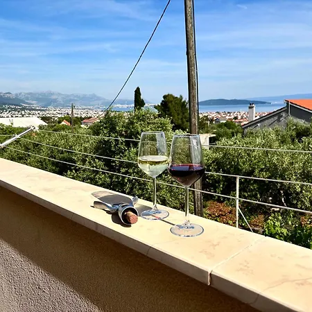 Olivetree Kaštel Novi