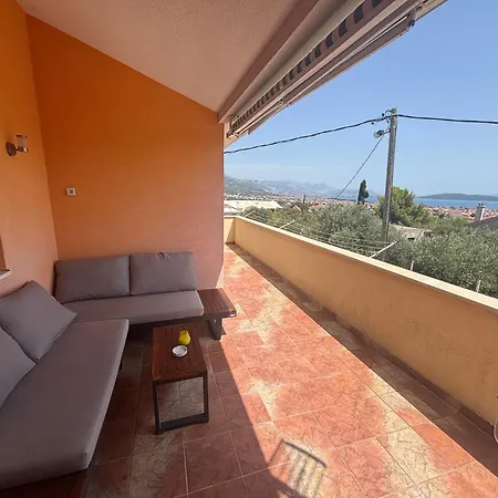 Olivetree Appartement Kaštel Novi